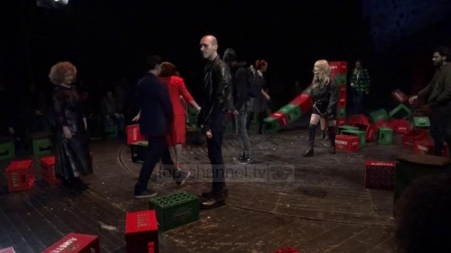 Drama “Jugori, premierë në teatrin “Migjeni” të Shkodrës - Top Channel Albania - News - Lajme