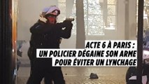 Gilets jaunes : un policier dégaine son arme pour éviter un lynchage