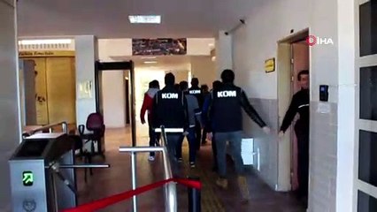 44 mülteciyi ölüme götüren insan kaçakçıları tutuklandı