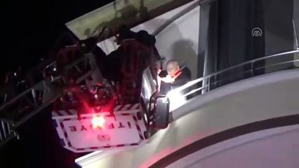 Yangında mahsur kalanları itfaiye ekipleri kurtardı - AKSARAY