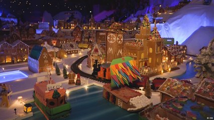 أكبر مدينة من كعك الزنجبيل في العالم