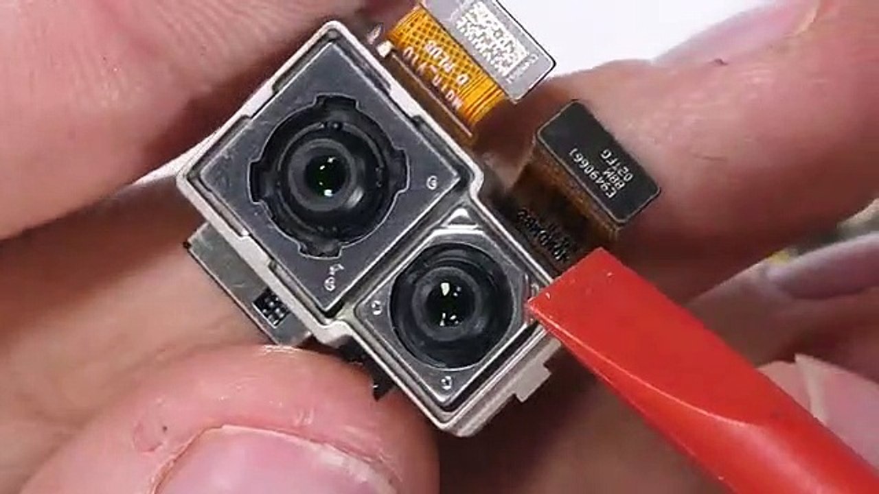 OnePlus 6T Teardown - Can under display cameras be real