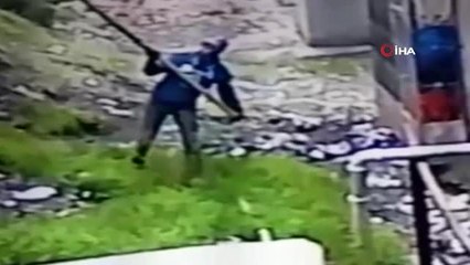 Hırsızlık Yaparken Suçüstü Yakalanan Şahsa Dayak Kamerada