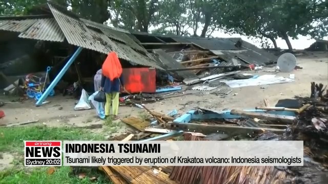 'Volcano tsunami' hits Indonesia beaches; at least 160 dead
