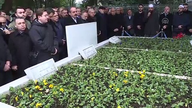 Aydın Menderes, kabri başında anıldı - İSTANBUL