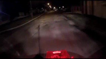 Perseguição pela contramão da Linha Verde termina com motociclista preso