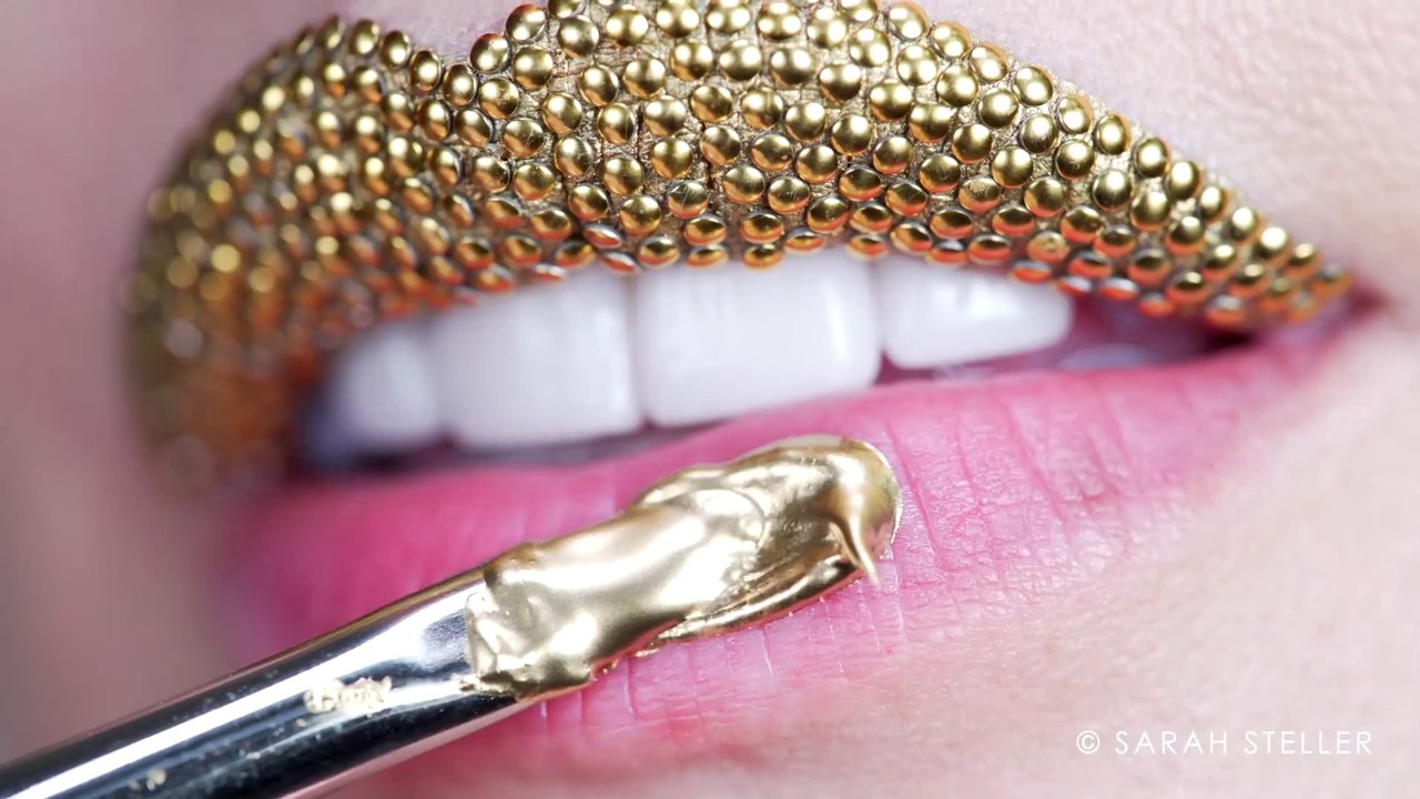Makeup Tutorial Step by Step Using Gold Pigment & Studs - Lip Art