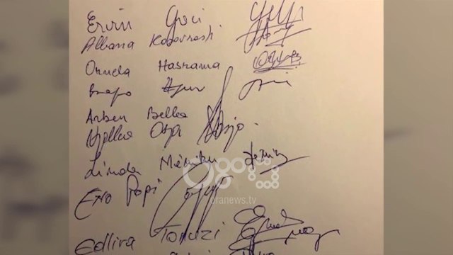 Ora News - 51 pedagogë të Filologjikut kërkojnë shfuqizimin e ligjit të Arsimit të Lartë