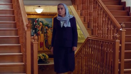 Feride Hanım fenalaşıyor! - Elimi Bırakma 22. Bölüm