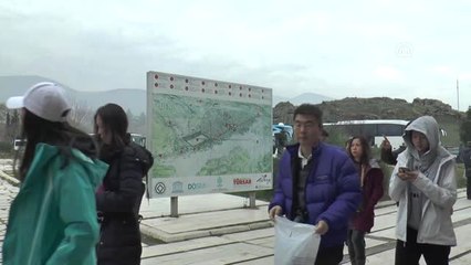 Pamukkale'de Hafta Sonu Yoğunluğu