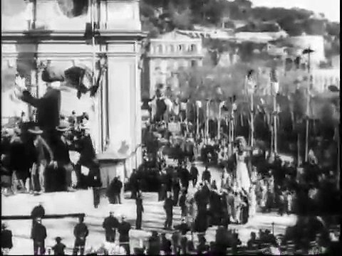 Auguste & Louis Lumière: Nice. Sa Majesté Carnaval et le char des limonadiers (1900)