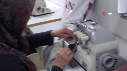 İhtiyaç Sahibi Çocuklar İçin Eşofman Dikiliyorlar