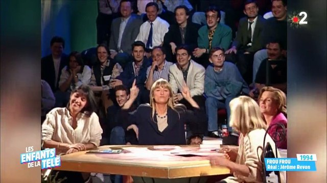 Les enfants de la télé retrouvent des images improbables de Carla Bruni en cuisine avec Jean-Pierre Coffe faisant... du boudin ! Vidéo