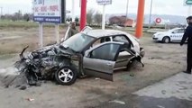 Aksaray’da Trafik Kazası, Otomobil İle Yolcu Otobüsü Çarpıştı: 3 Yaralı