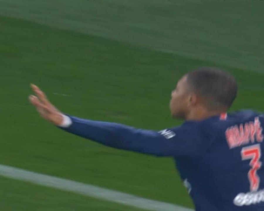 لقطة: الدوري الفرنسي: مبابي يمنح سان جيرمان فوزًا شاقًا أمام نانت