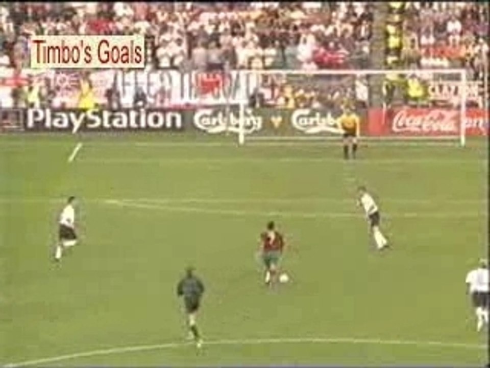 Luis figo goal contre l'angleterre but de 30 metres