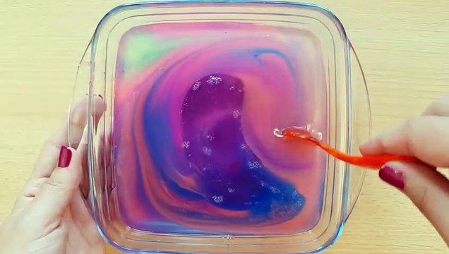 Making Slime With Clear Plastic Disposable Cups