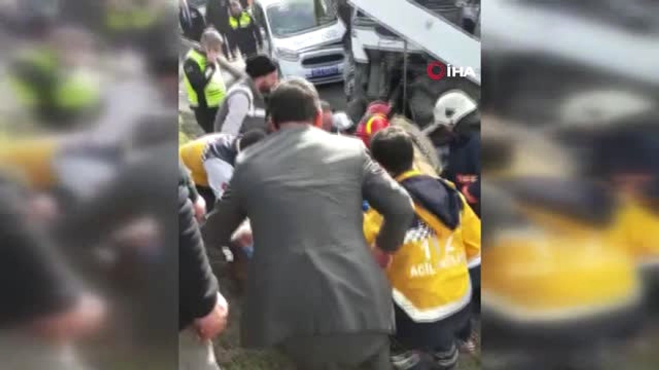 Tem Otoyolunda Hafriyat Kamyonu, Uygulama Yapan Polis Aracına Çarptı