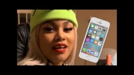 Cette rappeuse imite Siri à la perfection