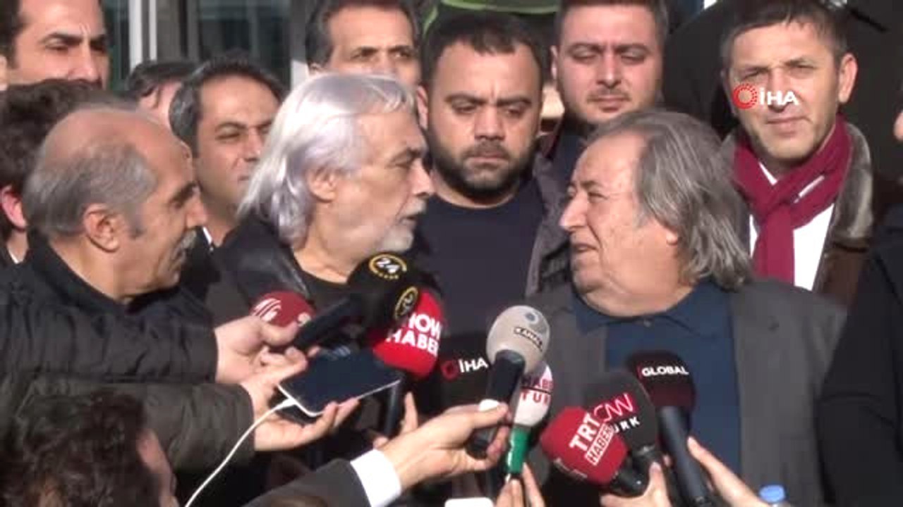 Müjdat Gezen: "Hakareti Yapan Cumhurbaşkanı, Hakaretten Yargılanan Müjdat Gezen"- Adli Kontrol...