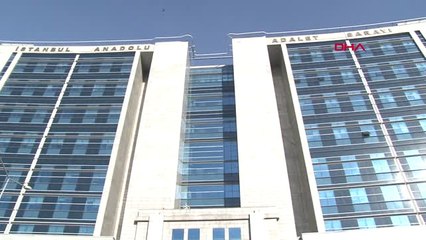 Metin Akpınar ve Müjdat Gezen'den Adliye Önünde Açıklama