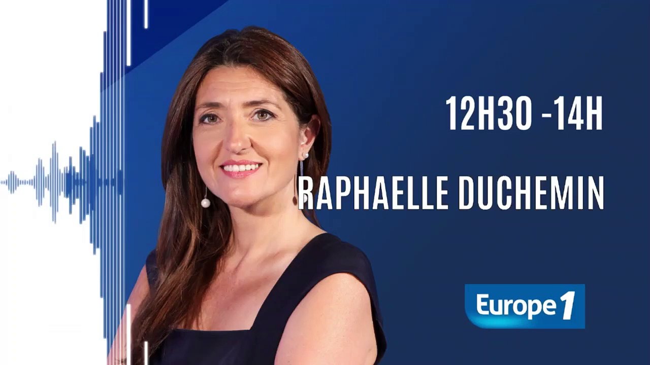 Vosges : un couple de "gilets jaunes" se fiance sur un rond-point