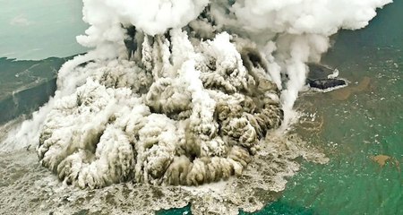 Endonezya'daki Tsunami Faciasında Hayatını Kaybedenlerin Sayısı 373'e Yükseldi