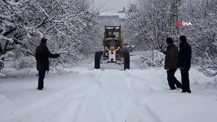 Ahlat Belediyesi'nden Yol Açma Çalışması