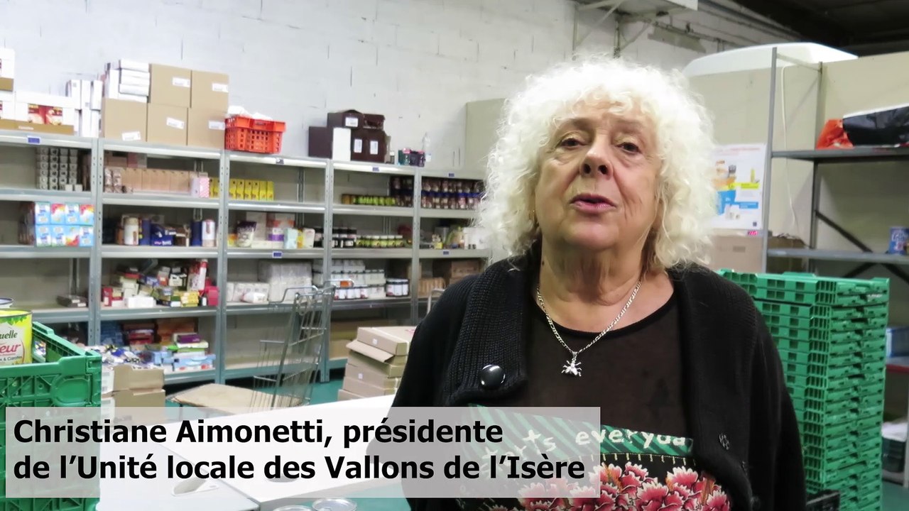 130 repas de Noël offerts : le restaurateur est venu les livrer aux plus démunis