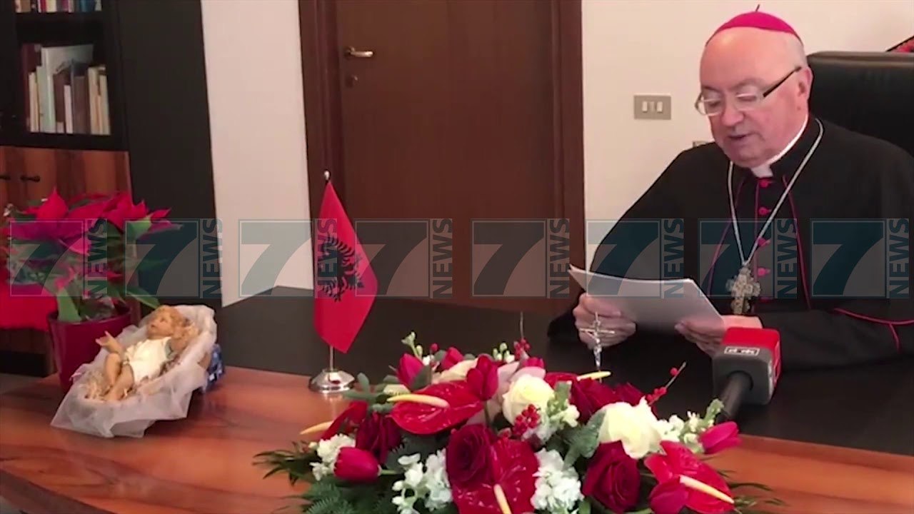 KLERIKET MESAZHE PAQEJE PER KRISHTLINDJE - News, Lajme - Kanali 7