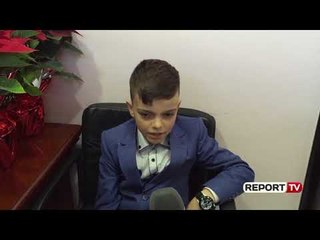 Download Video: 10-vjeçari nga Roskoveci jep për bamirësi për familjet në nevojë kursimet e një viti