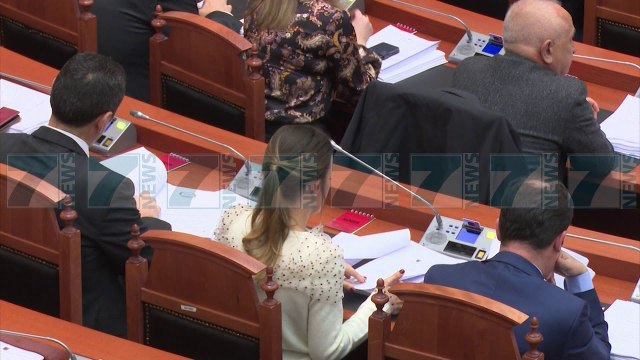 OPOZITA LETER RUÇIT, KERKON TE RISHQYRTOHET DEKRETI I METES - News, Lajme - Kanali 7