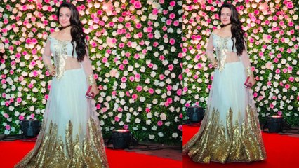 Kapil Sharma & Ginni Reception: Amisha Patel looks gorgeous in traditional lehenga | FilmiBeat