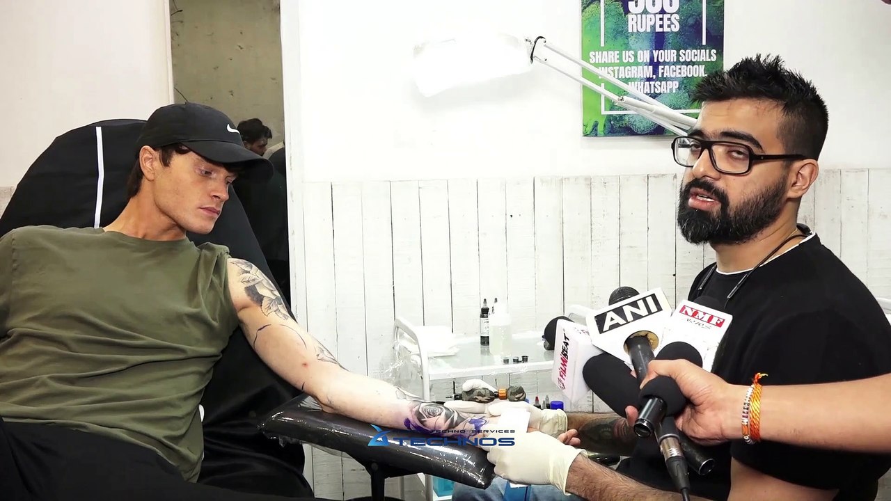 Hollywood Actor Laurie Calvert Gets A ROSE Tattoo Done On His Hand Pre Christmas In Mumbai