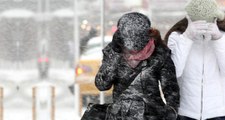 Soğuk ve Yağışlı Hava Tüm Yurtta Etkisini Gösterdi, İstanbul'a Bugün Kar Geliyor
