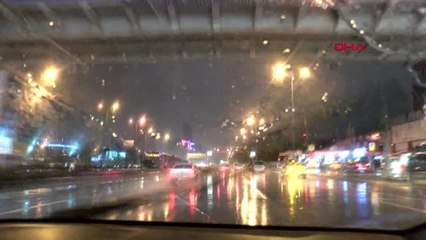 İstanbul'da Yağmur ve Trafik