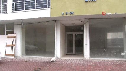 Esenyurt'ta Apartmana Giren Hırsızı Vatandaşlar Yakaladı