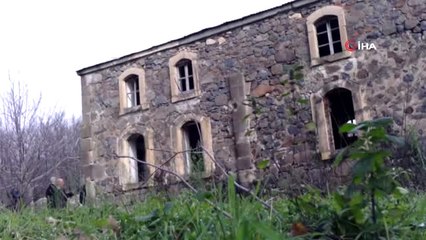 3 Asırlık Bina Definecilerin Uğrak Yeri Oldu