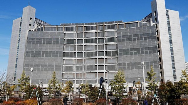 Топ-менеджер Nissan Грег Келли освобожден под залог