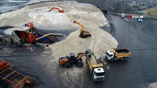 İstanbul'da Buzlanmaya Karşı 235 Bin Ton Tuz Hazır