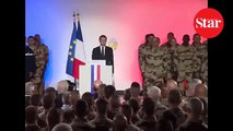 Macron’un yanında duran asker böyle yere yığıldı