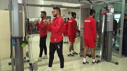 Nevşehir Belediyespor 4 futbolcu ile yollarını ayırdı