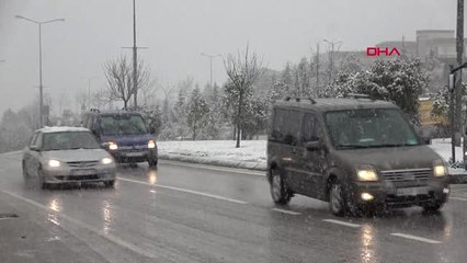 Kocaeli Kocaeli'nin Yüksek Kesimleri Beyaza Büründü