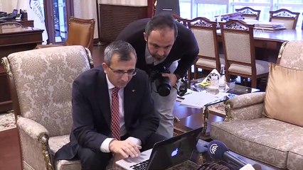 Vali Sezer, Anadolu Ajansının 'Yılın Fotoğrafları' oylamasına katıldı - KIRIKKALE
