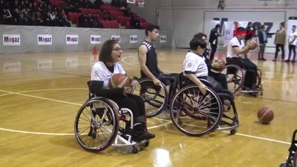 Spor Bedensel Engelli Liseliler, Hayata Basketbolla Tutundu - 1