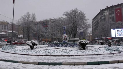 Kar yağışı etkili oluyor - KÜTAHYA