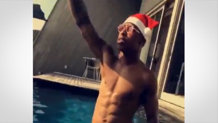Quand Kimpembe fait sa demande au Père Noël, depuis la piscine