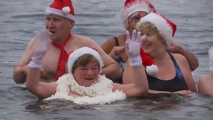 Bagno gelato di Natale a Berlino