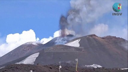 Etna nuk frikëson, rihapet Aeroporti i Katanias - Top Channel Albania - News - Lajme