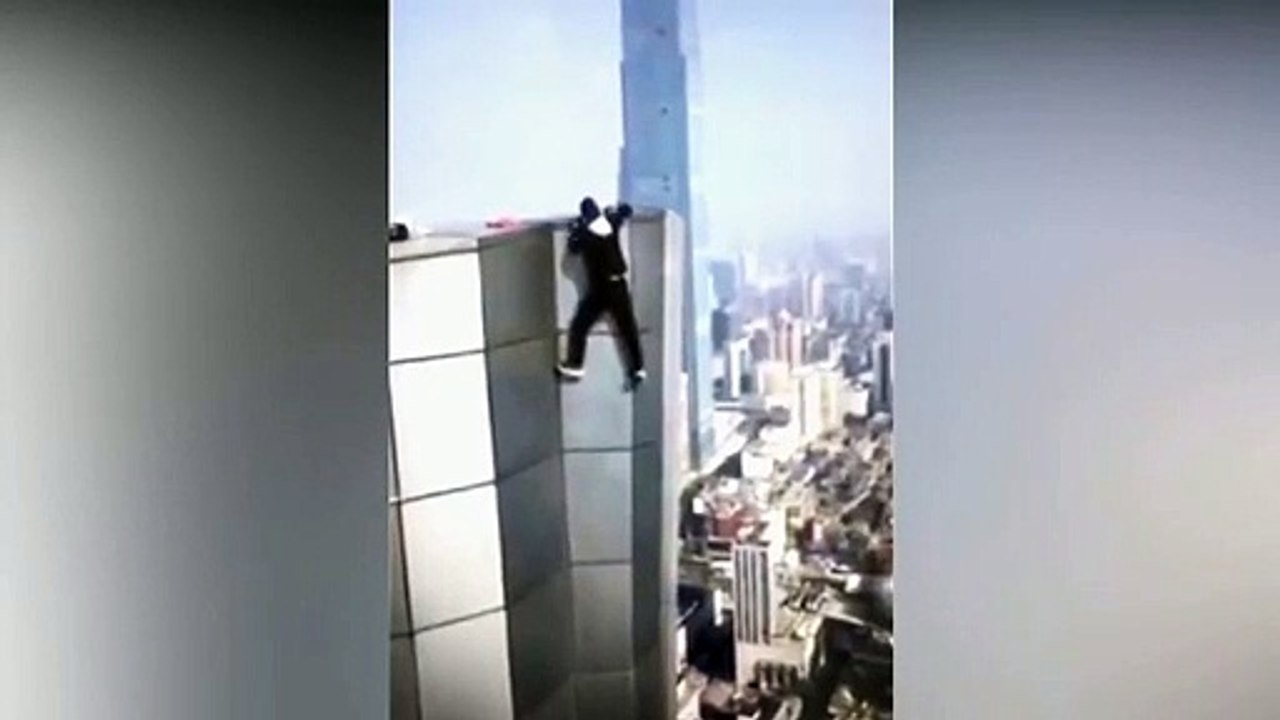 Wu Yongning Last Moment Before Fell To Death - video Dailymotion